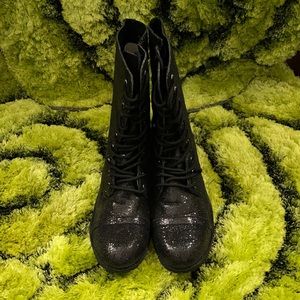 BALERO GLITTER COMBAT BOOTS *NEW*